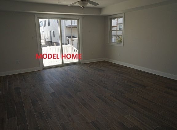 5th image of 121 45th St