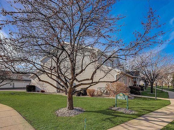 2nd image of 10152 Whitnall Edge Dr #B