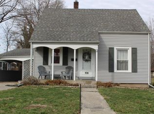 708 S Calumet St, Marion, IL 62959