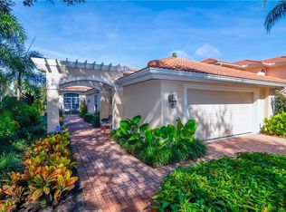 258 Edgemere Way E, Naples, FL 34105