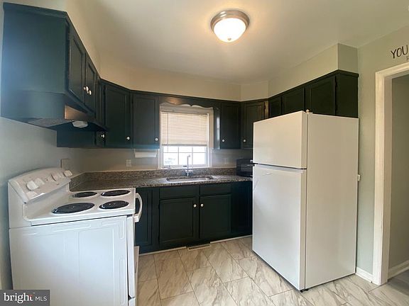 5th image of 308 Belleview Ave