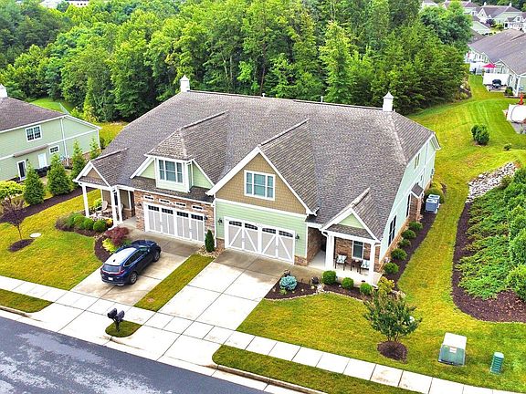 2nd image of 4725 Leigh Ln