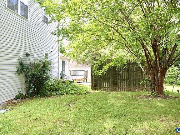 4th image of 87 Oakwood Dr