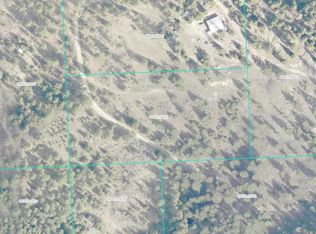 15121 E Emery Rd, Chattaroy, WA 99003