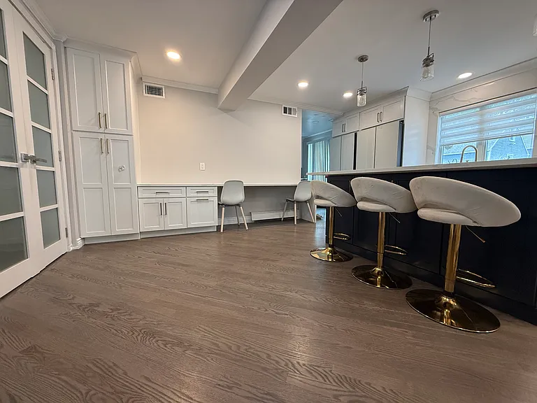 121 Newcomb Rd — Photo 13