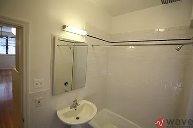 Rented by Wave Real Estate Group
