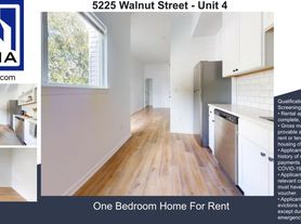 5225 Walnut Street, 4