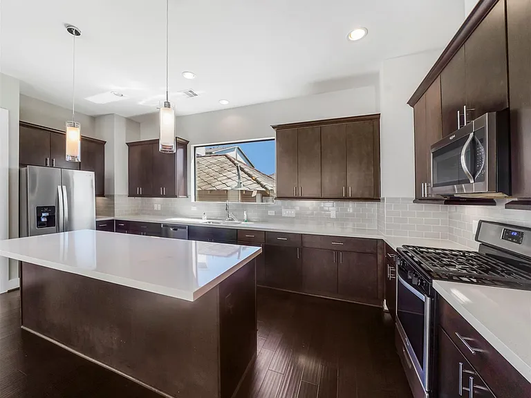1607 Milby St #B — Photo 1