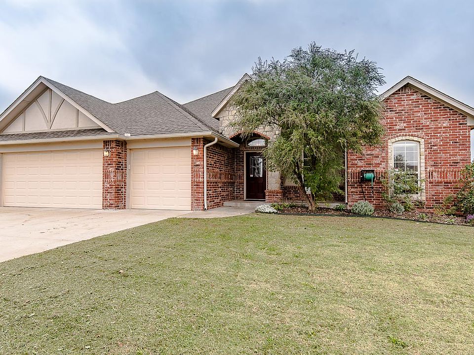 1st image of 5901 Whispering Lake Dr