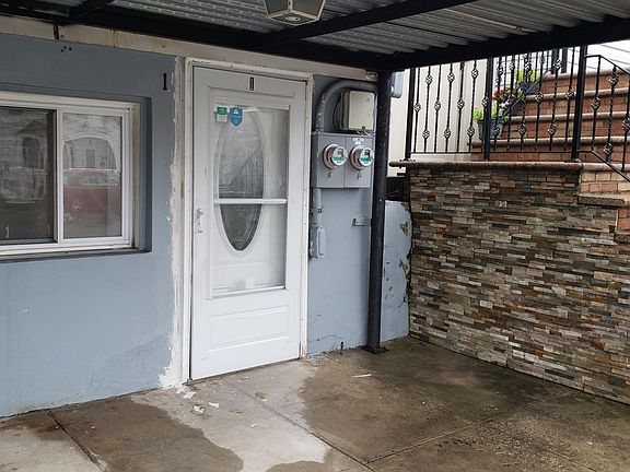 2nd image of 717 Logan Ave #2