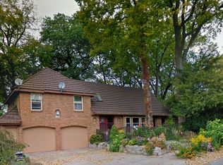 908 Martin Dr, Bellevue, NE 68005