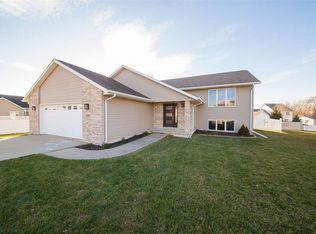 4840 Clover Ln, Waterloo, IA 50701