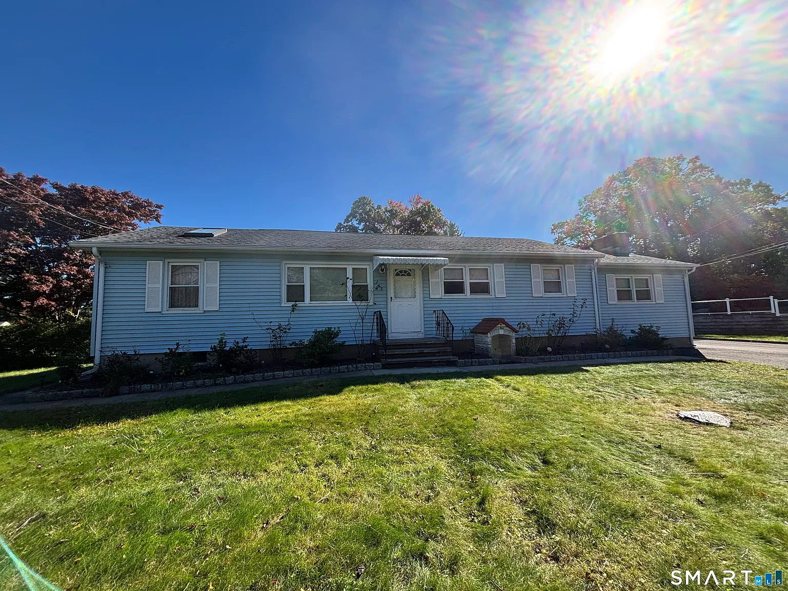 3 bed, 1.0 bath, 1482 sqft, $3,300 — Photo 2