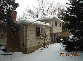 84 E Crescent Ave, Allendale, NJ 07401