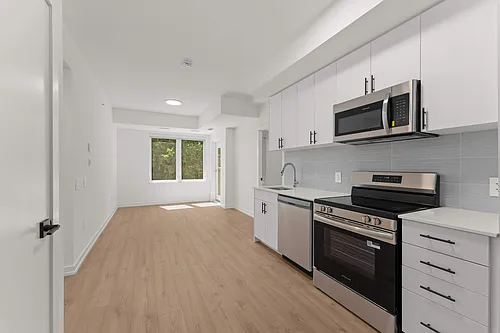 125 Steacy Gdns Photo 1