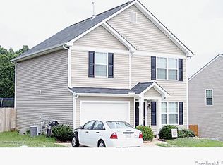 1419 River Run Rd, Lowell, NC 28098