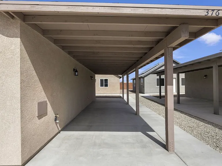 386 E Heil Ave — Photo 14