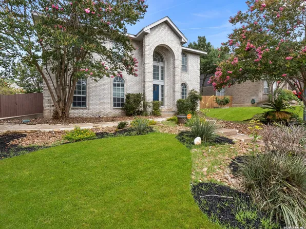 815 Stoneway Dr, San Antonio, TX 78258