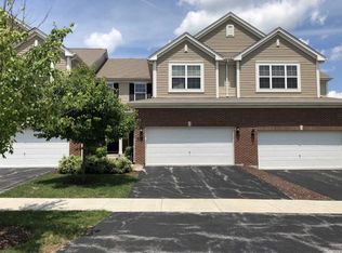 2841 Church Rd, Aurora, IL 60502