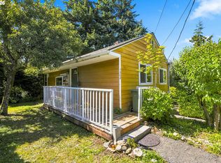 1302 California Ave, Coos Bay, OR 97420