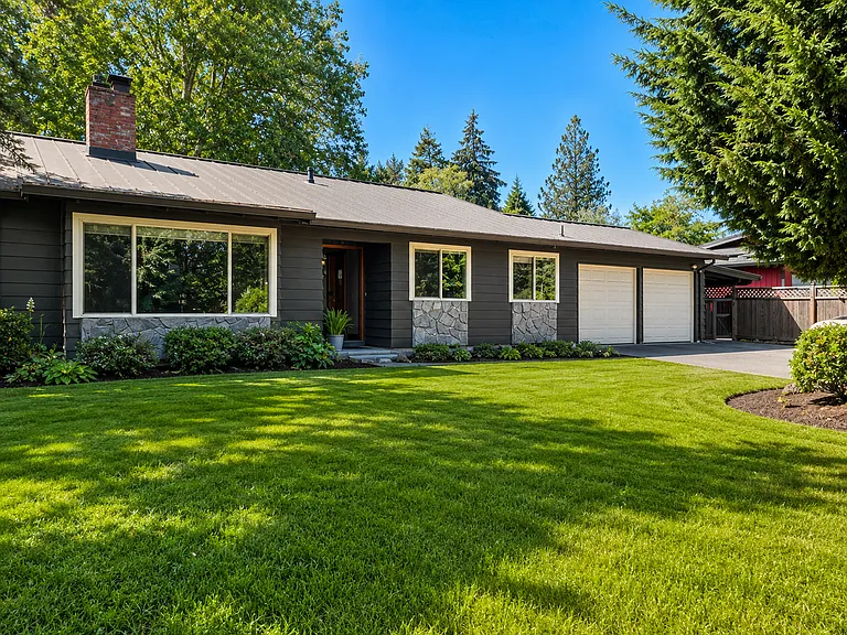 5505 SW 196th Ave — Photo 1