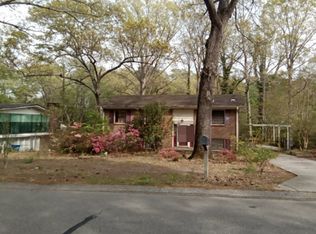 639 Edgehill Rd, Fayetteville, NC 28314