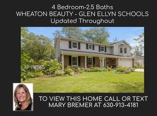 1921 Cheshire Ln, Wheaton, IL 60189