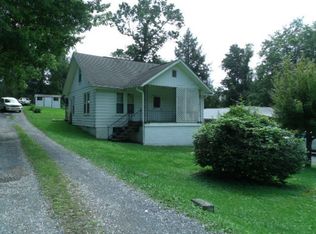 18980 Midland Trl, Ansted, WV 25812