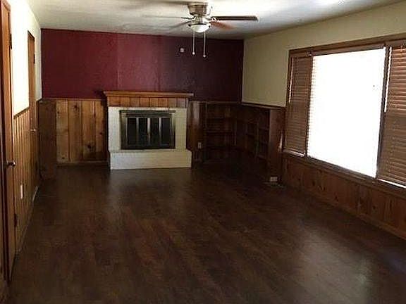 spacious living room