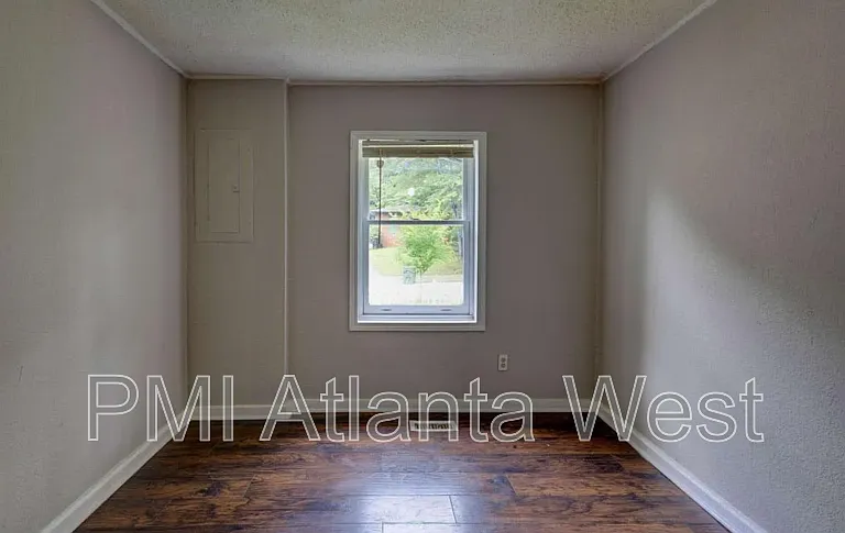 246 Stafford St NW — Photo 7