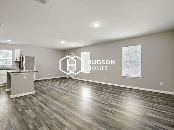 4th image of 166 Harmon Rd