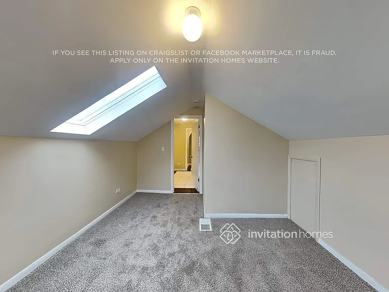 2728 Wesley Ave — Photo 18