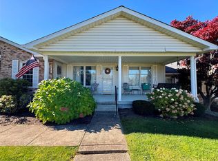 4104 Greenway Dr, Erie, PA 16506