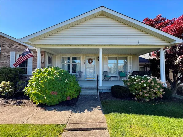 4104 Greenway Dr, Erie, PA 16506