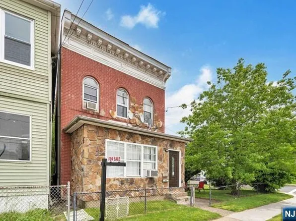 358 River Dr, Garfield, NJ 07026