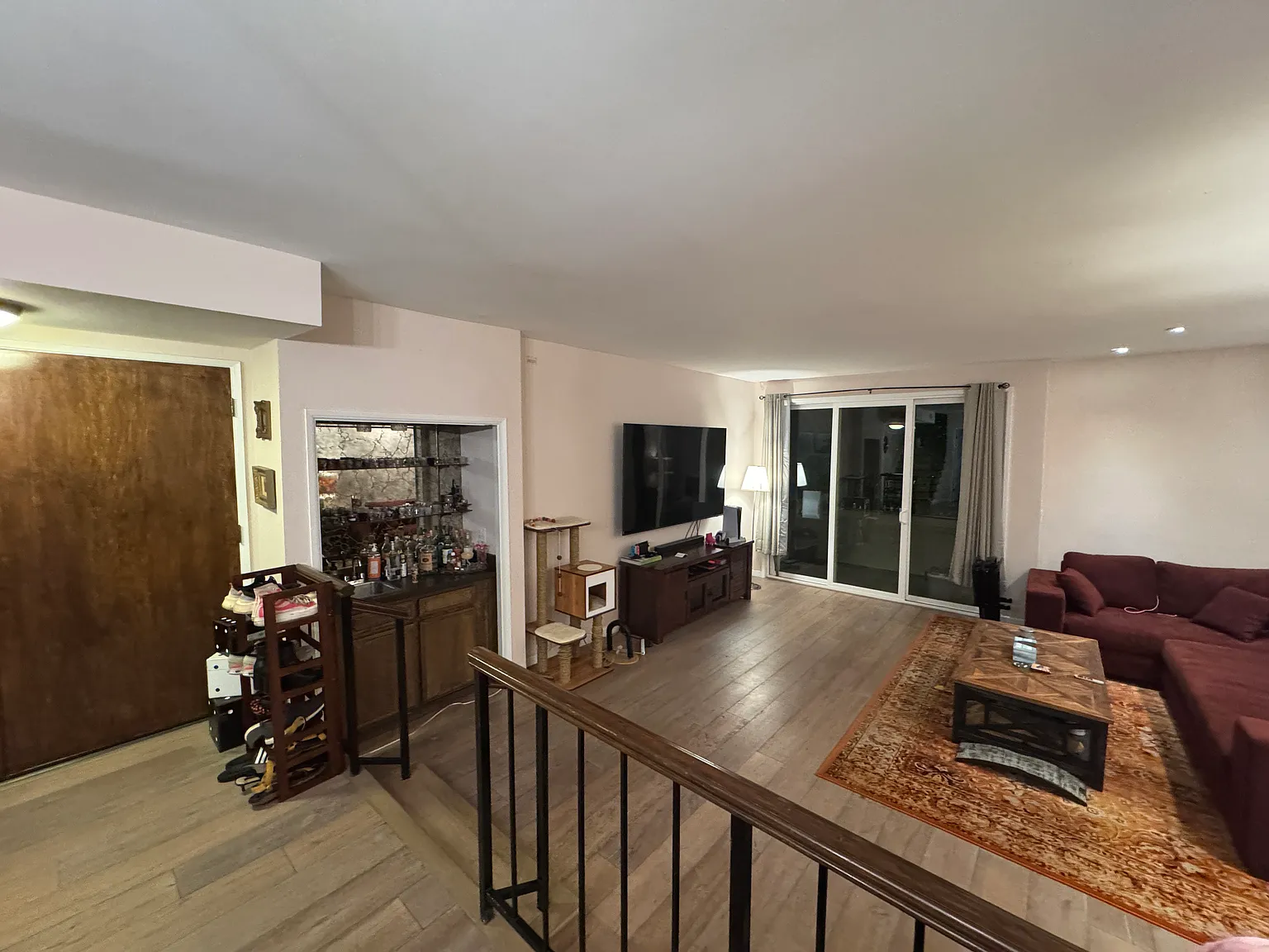 4 bed, 2.5 bath, 2300 sqft, $1,700 — Photo 4