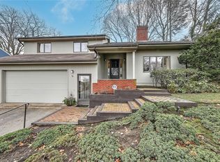 29 Wilcox Ave, Pawtucket, RI 02860