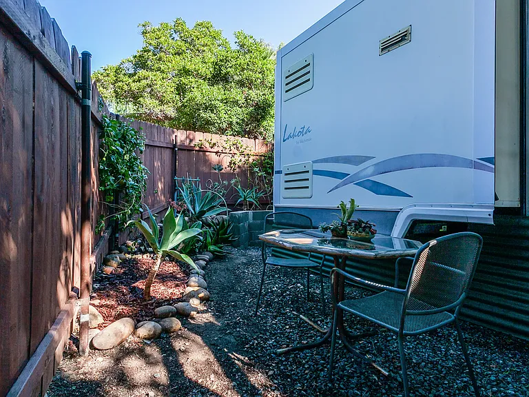 5296 Alta Vista St #C — Photo 23
