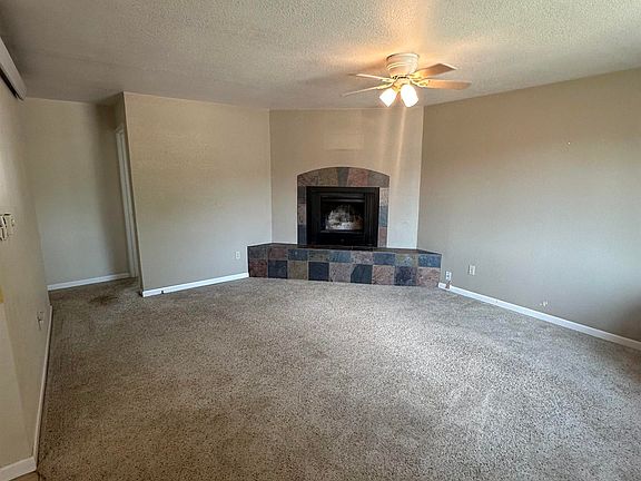 2nd image of 1055 Pine St