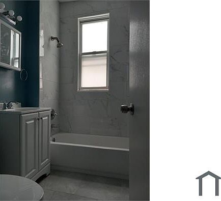 1st image of 20 Stuyvesant Ave APT 3