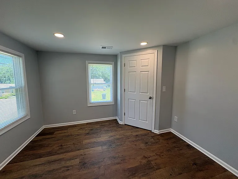 206 Hillcrest Dr — Photo 6