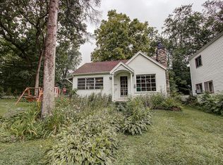 N2401 Shore View Dr, Lake Geneva, WI 53147