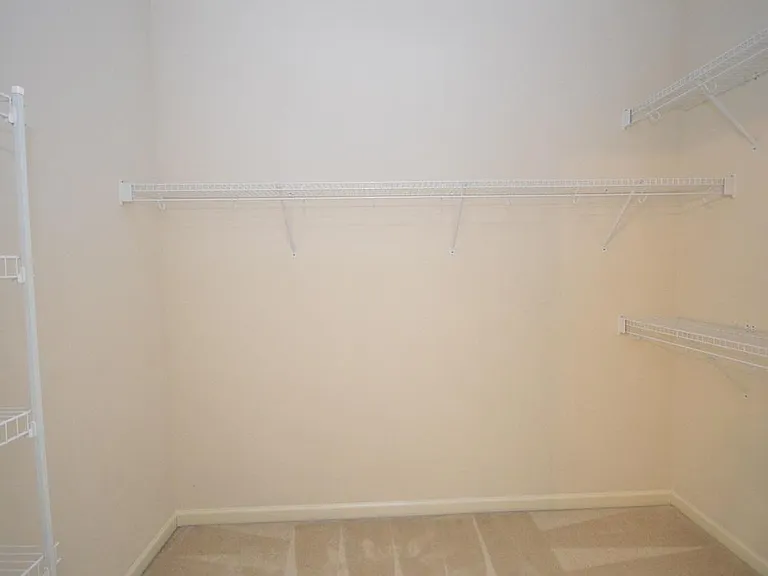 1507 Hinchliff Ct — Photo 28