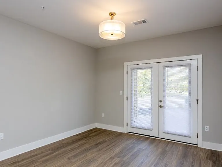 Preston Valley Apartments — Photo 27