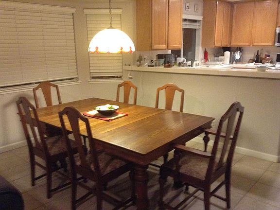Dining table seats unto 8