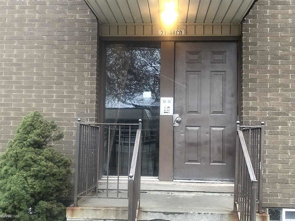 1st image of 21 Dickinson St