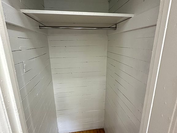 5th image of 113-115 Fairview Ave #36