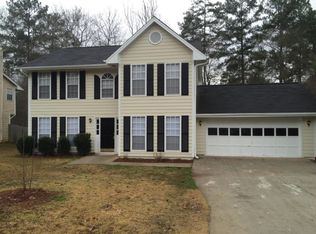 8437 Glenwoods Dr, Riverdale, GA