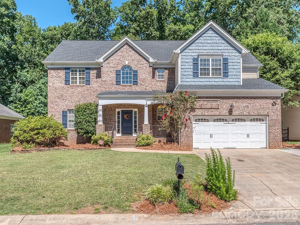1st image of 8385 Bampton Dr
