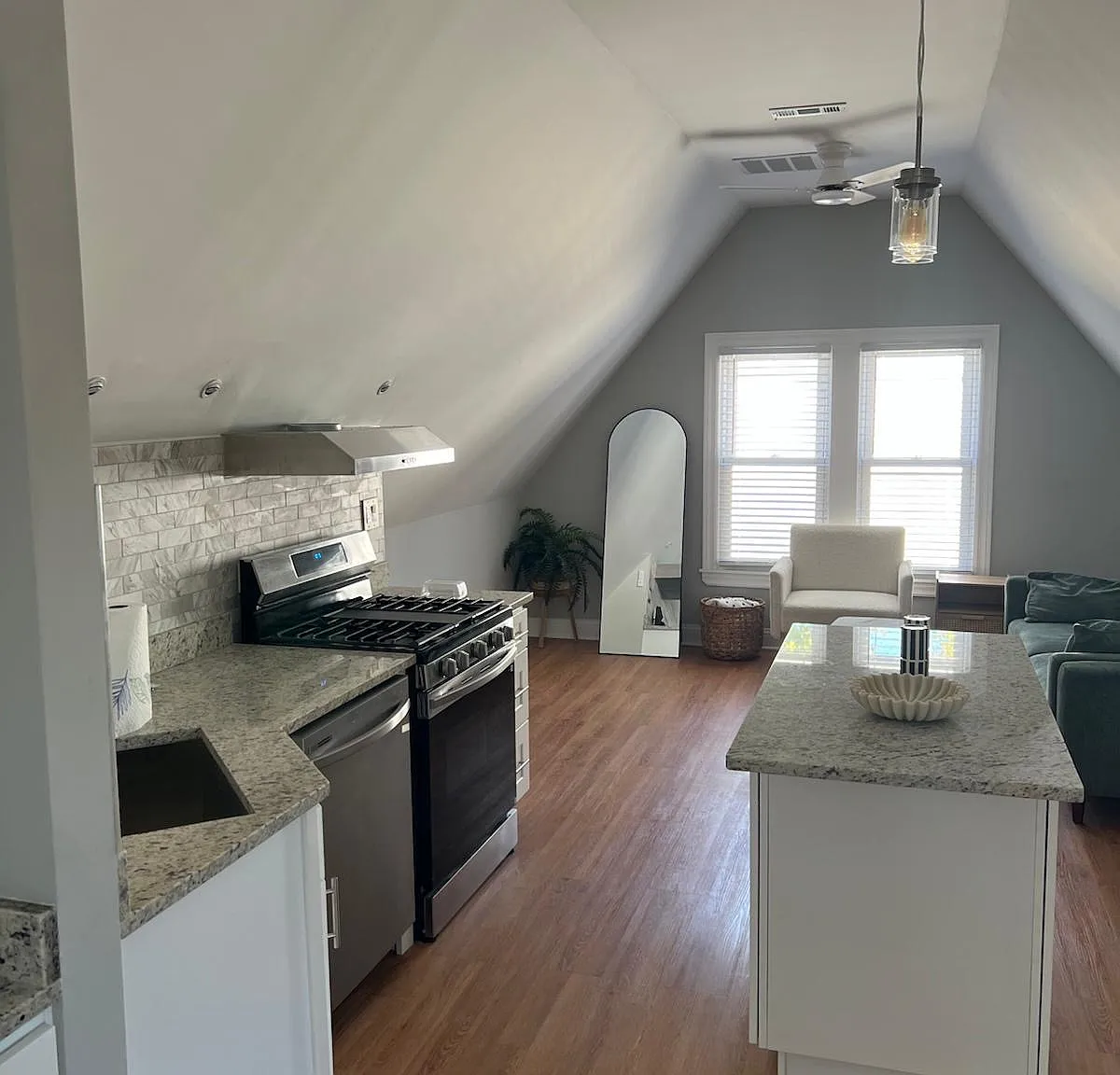 1 bed, $2,395 — Photo 1